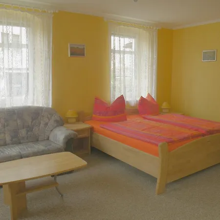 Bed and Breakfast Am Lindenbaum Sebnitz Zimmer foto
